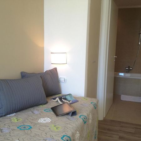 Cavour Forum Suites Рим Номер фото