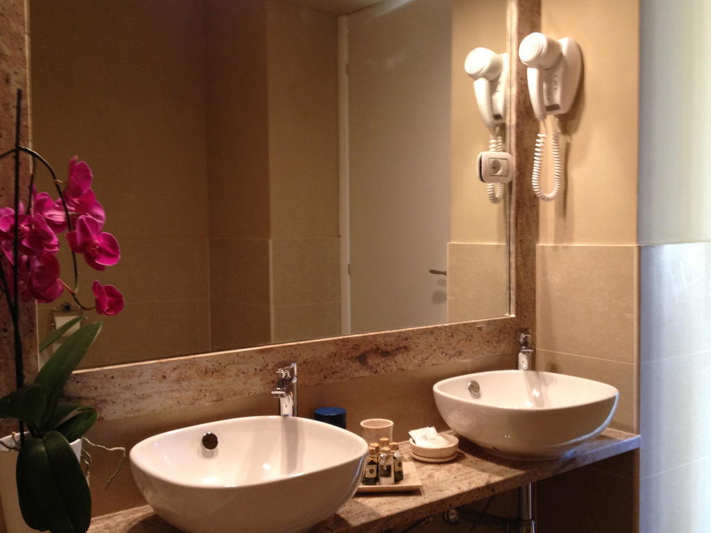 Cavour Forum Suites Рим Екстер'єр фото
