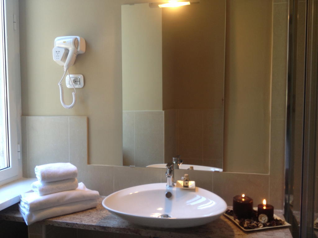 Cavour Forum Suites Рим Екстер'єр фото