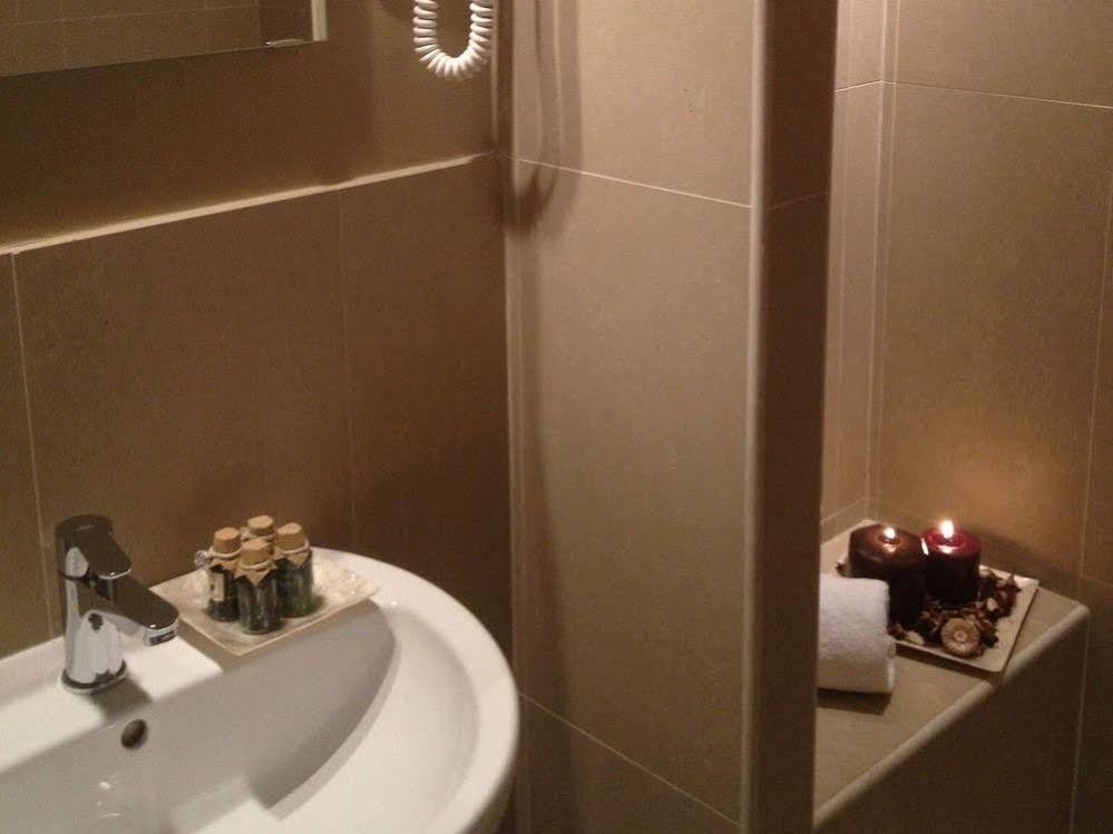 Cavour Forum Suites Рим Екстер'єр фото